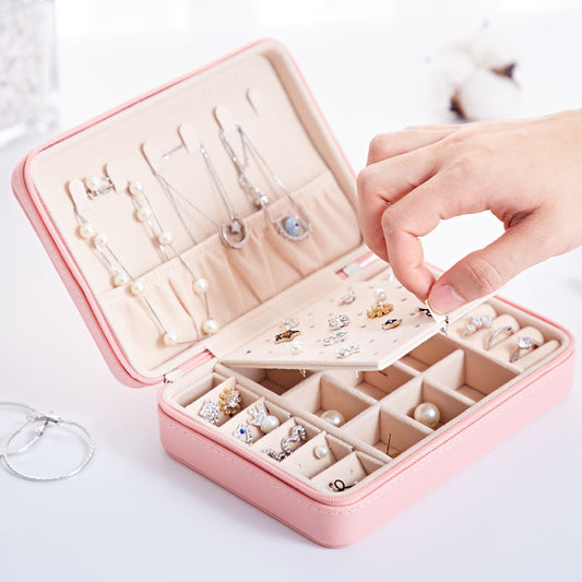 Simple earring jewelry box
